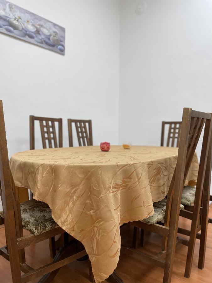 Ata Apartment Skopje Buitenkant foto